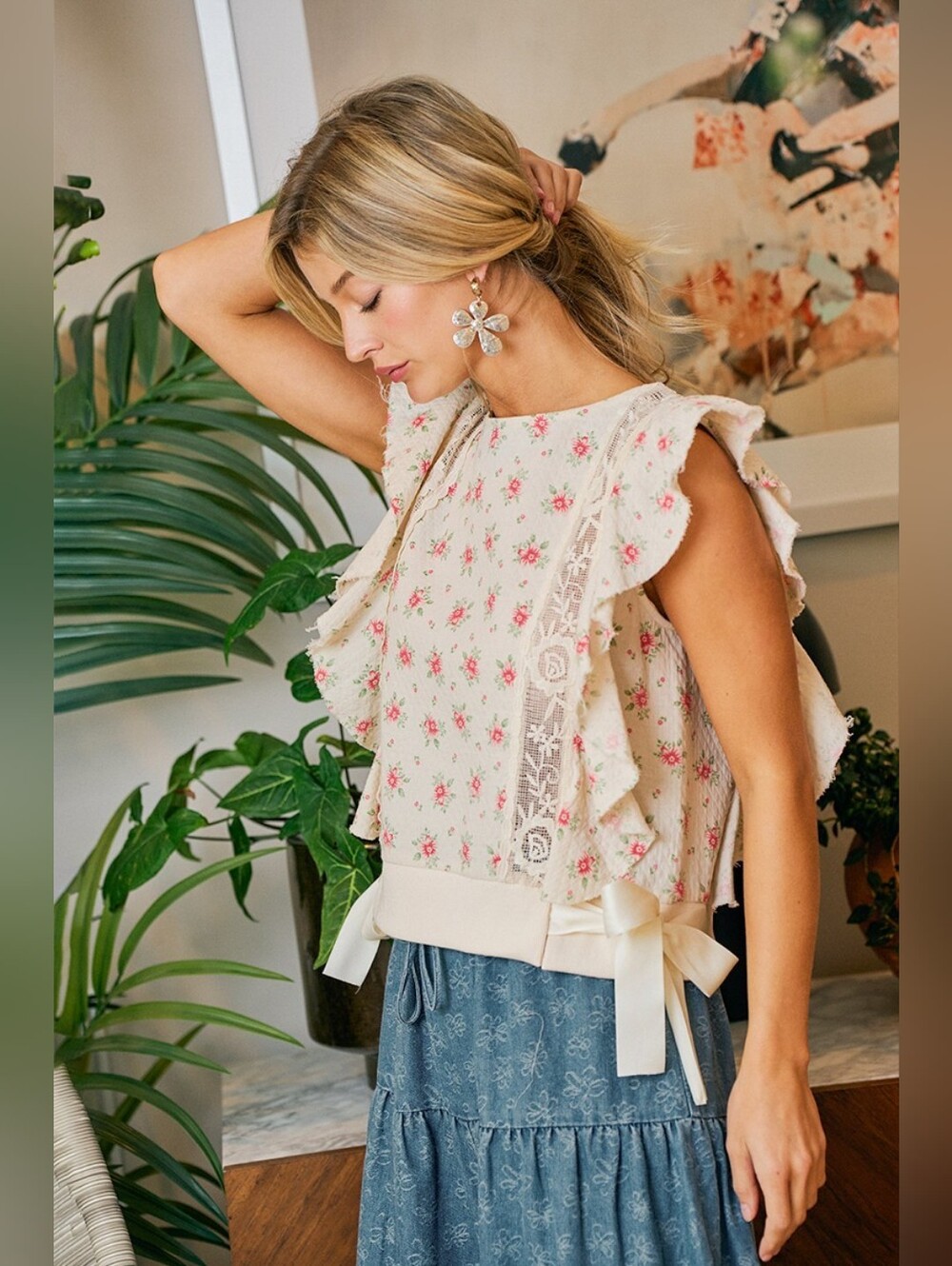 BiBi Flower Printed Ruffle Sleeve Trim Lace Detail Top- Red Flower - Picture 4 of 11